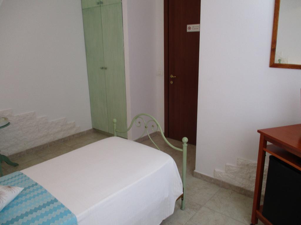 Villa Margherita Suite & Charme Pula Bagian luar foto